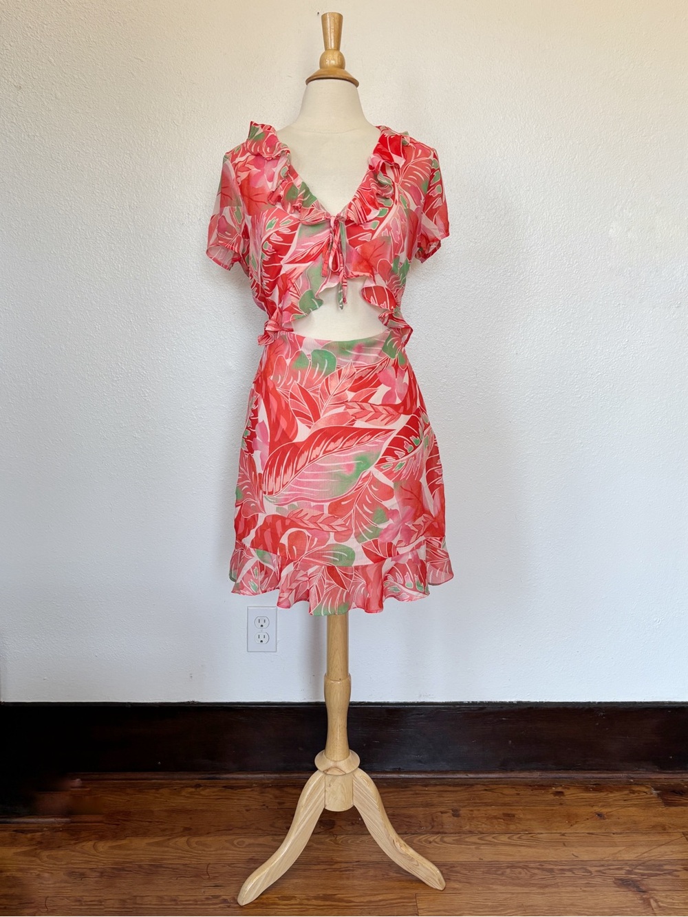 GB Coral Pink Tropical Ruffle Cut Out Short Sleeve Mini Dress